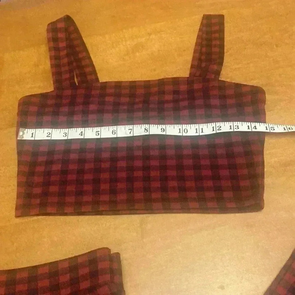 Women’s 2 piece gingham cropped top and flare pant set. Size M. - Picture 10 of 10